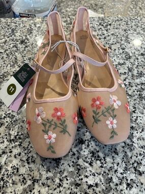 wild fable Pink Floral Embroidered Mary Jane Flats
